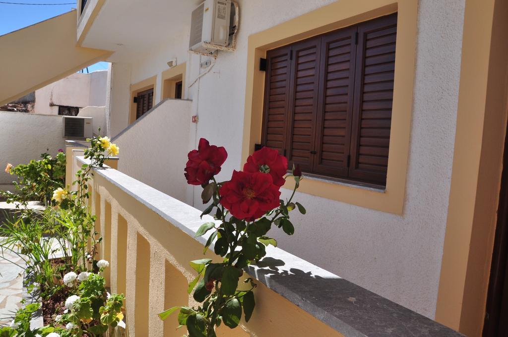 Flamingo Apartments Palekastro Luaran gambar