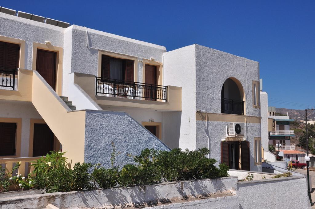 Flamingo Apartments Palekastro Luaran gambar